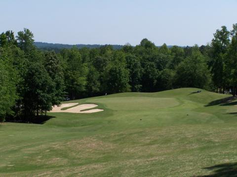 chateauelanwoodlands14thapproach.jpg